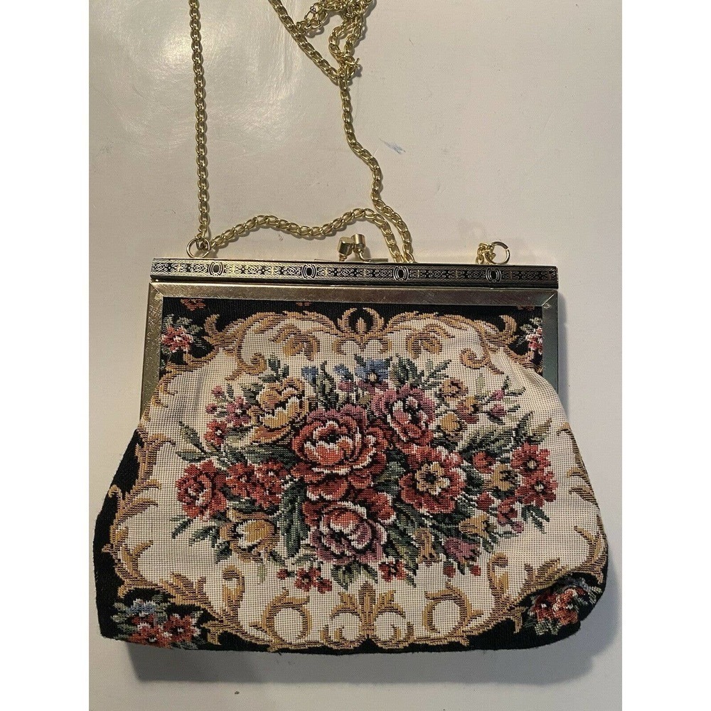 𝅺VINTAGE Rare Purse Embroidered Roses Twist Closure Gold Chain Pocket - Picture 5 of 8